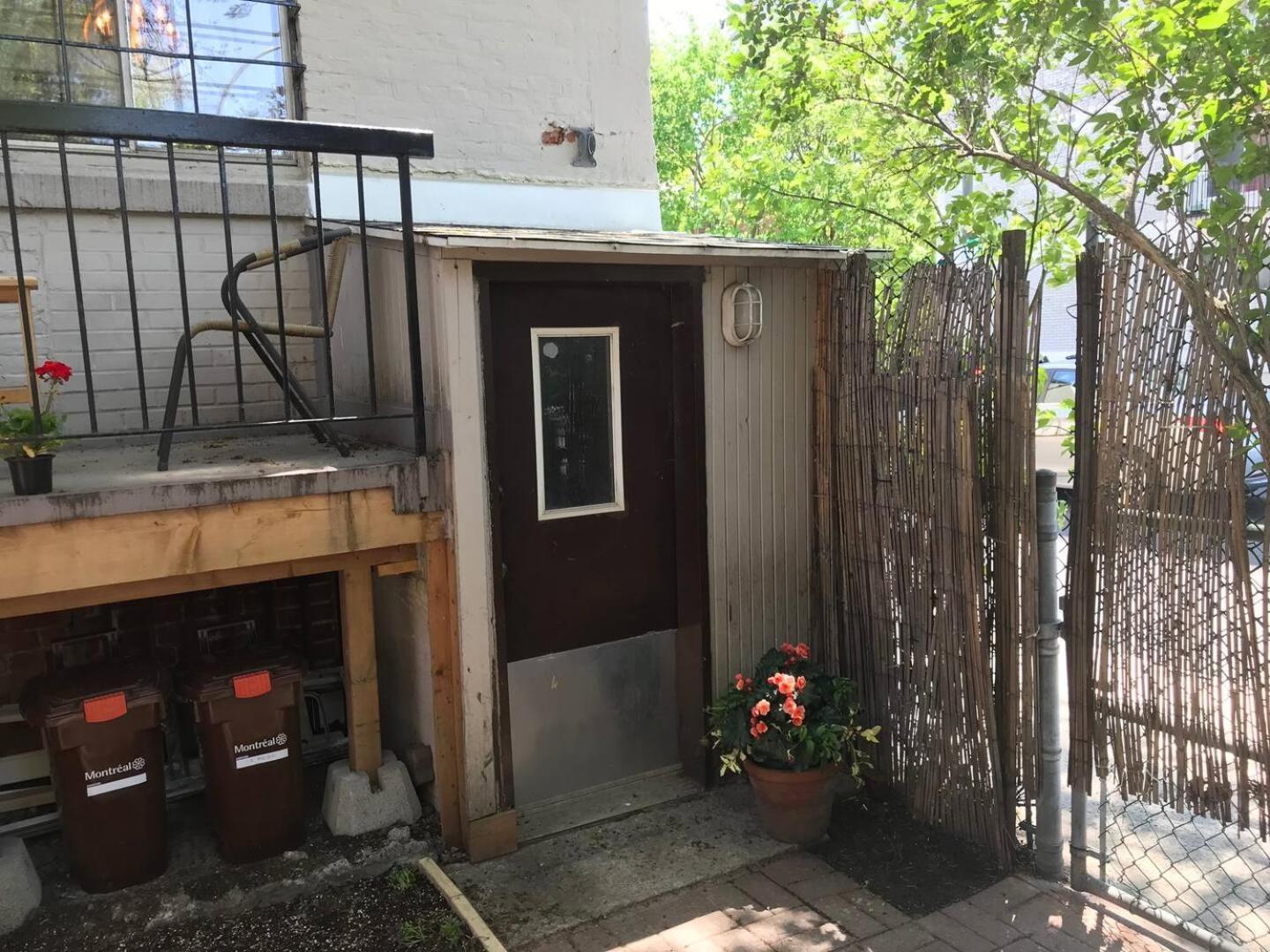 Heart Of Mtr For Memerable Experiance 2 Backyard 7Minmetro Fully Renovated & Equipped Montréal Extérieur photo